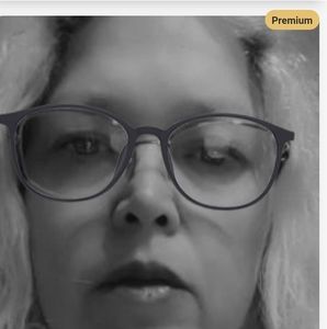 Meet your Posher, Toni